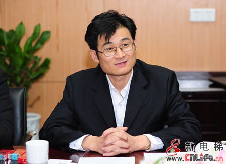 康力电梯董事长王友林：挑战垄断的“野心家”