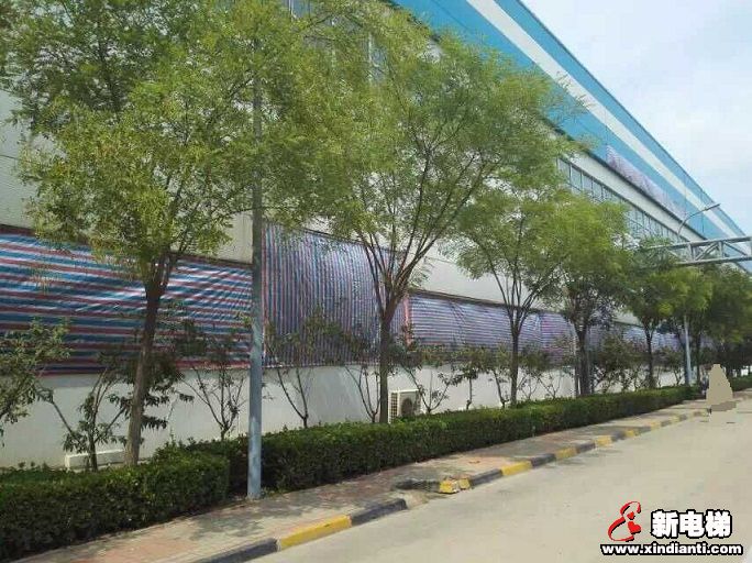 奥的斯员工奋战抢修 24日全面恢复正常工作(图2)