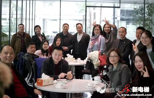 在森赫，一场特别的同学会(图1)