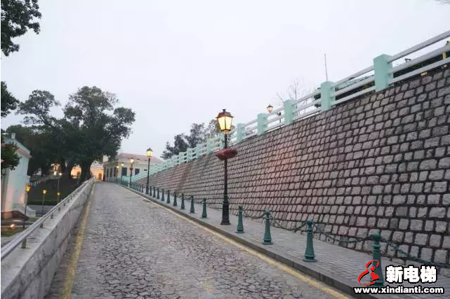斜行电梯精彩案例—澳门龙环葡韵(图6)