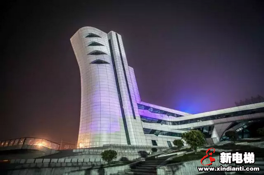 科技先行 莱茵领跑斜梯产业(图4)