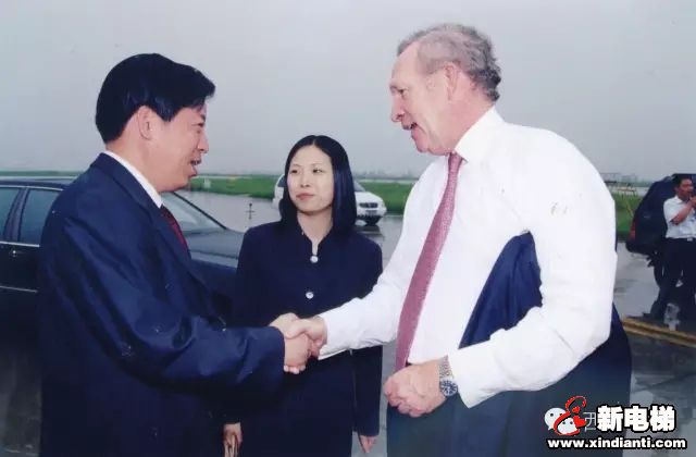 参加B20的王水福接受媒体采访——开放是全球经济发展的必由之路(图2)