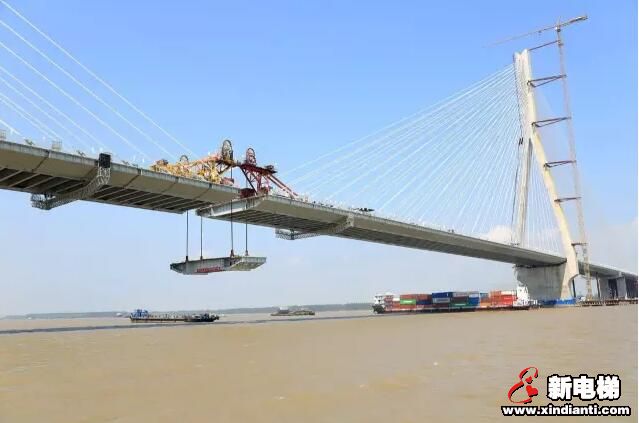 莱茵斜行电梯醉美安徽望东长江大桥(图2)