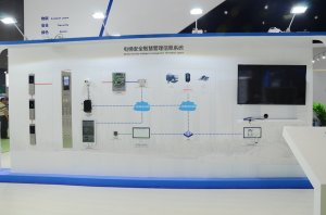 英威腾展台2018上海(图9)