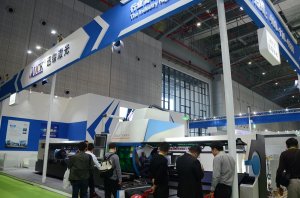 迅镭激光展台2018上海