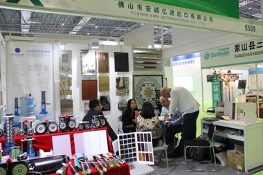 佛山市安诚亿进出口展台2018上海(图2)