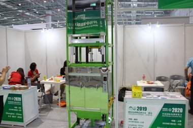 哈尔冰讯治电梯展台2018上海(图2)