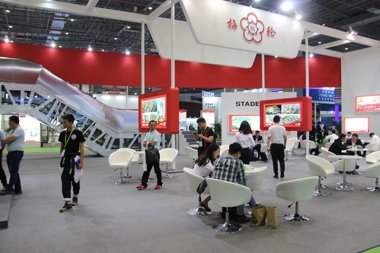梅轮电梯展台2018上海(图2)