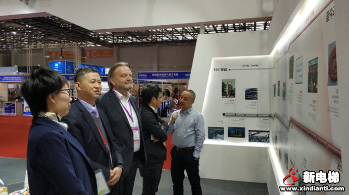 巨人集团组合拳成展会亮点(图2) 巨人集团组合拳成展会亮亮点