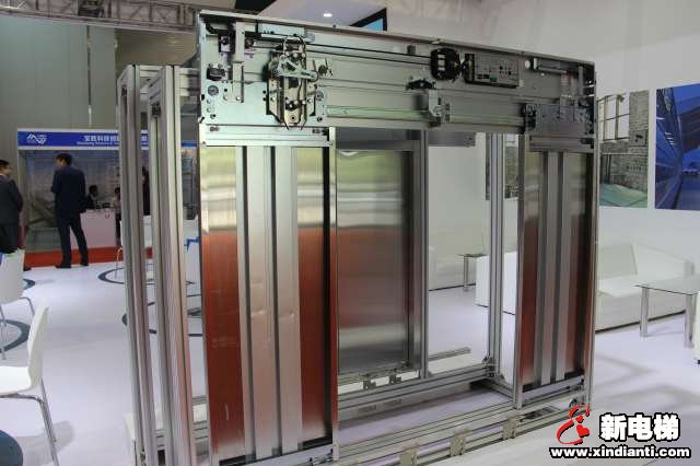 宁波阿德可门业科技有限公司2019廊房展台(图3)