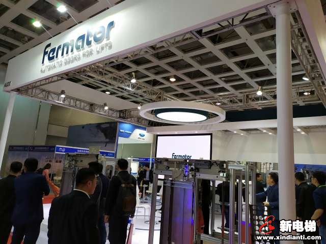 宁波阿德可门业科技有限公司2019廊房展台(图1)