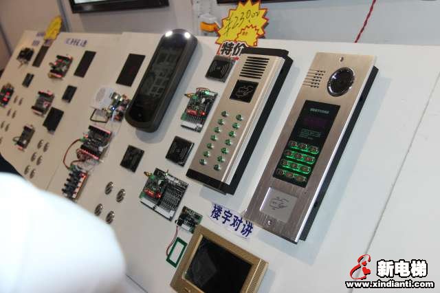 合扩（上海）电子科技有限公司2019廊房展台(图4)