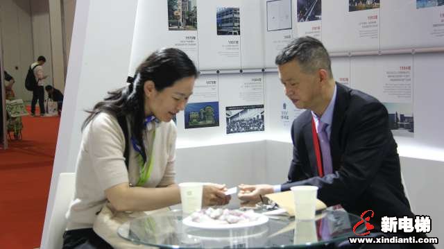 巨龙电梯2019廊坊展台(图6)