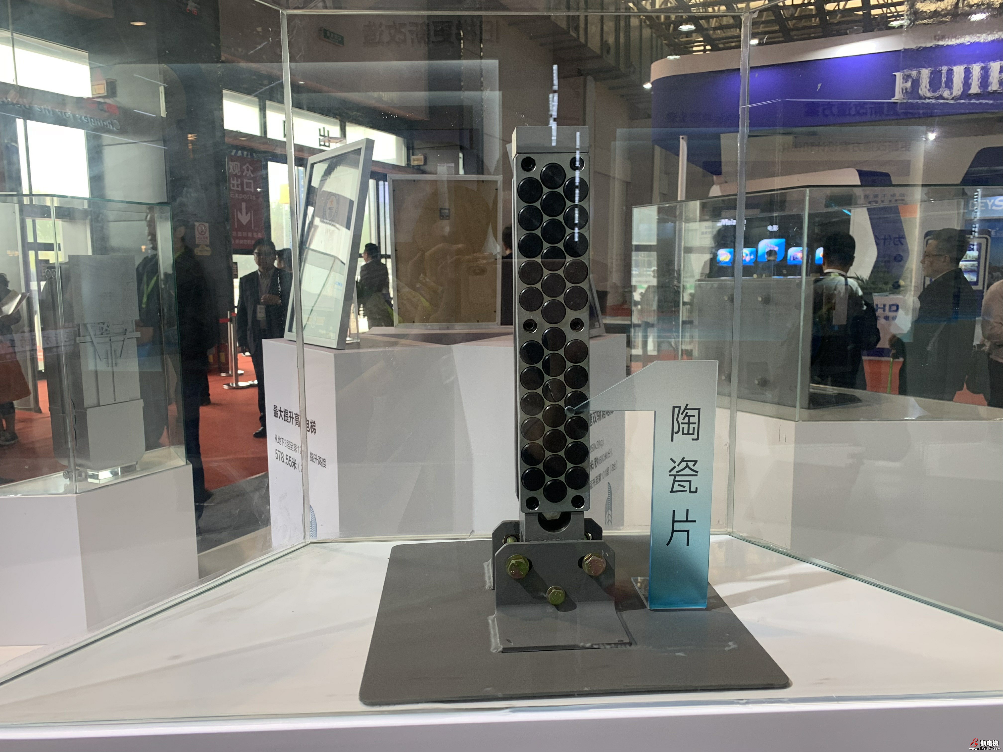 恒达富士电梯2019廊坊展台(图5)