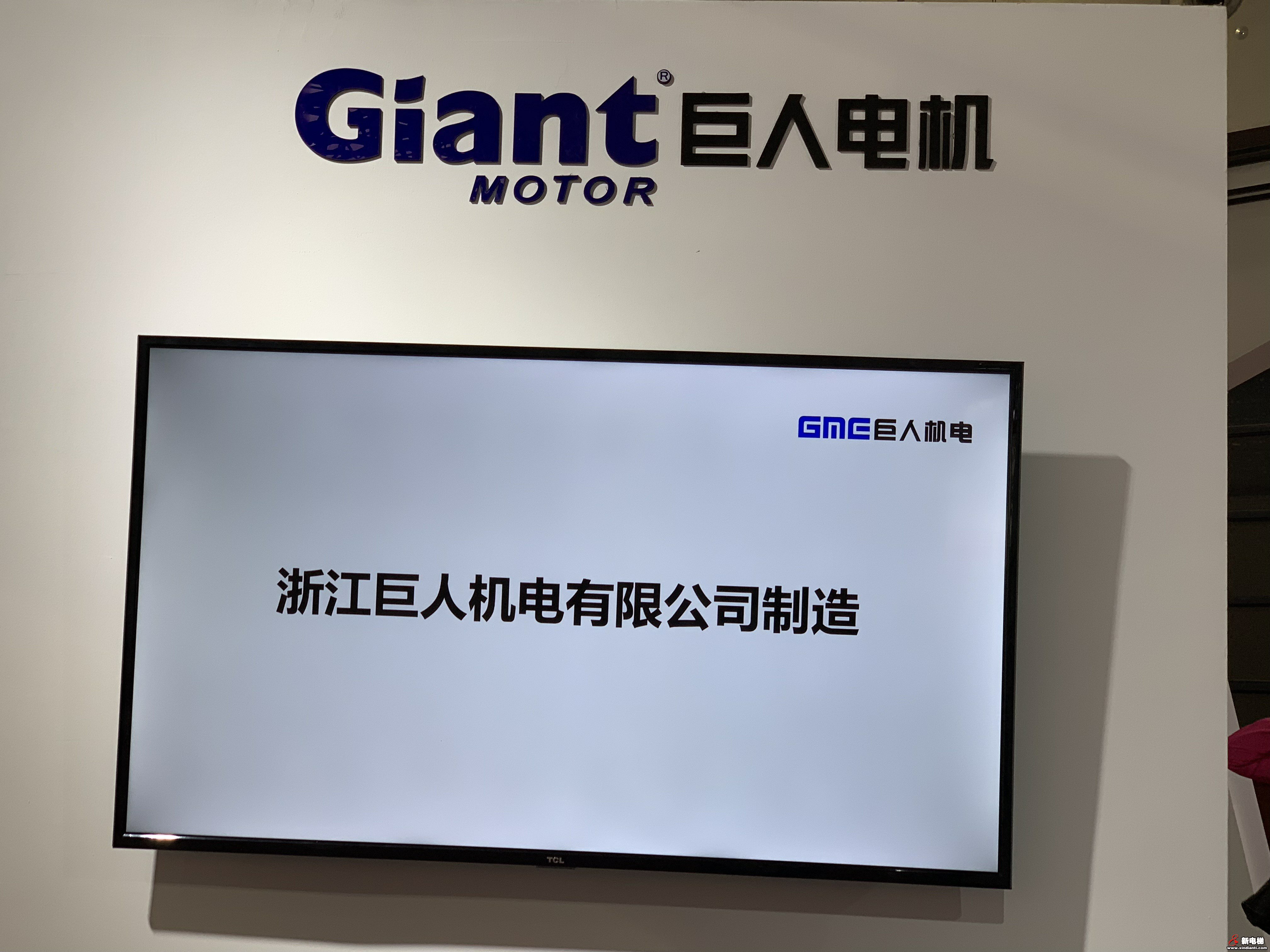 巨龙电梯2019廊坊展台(图13)