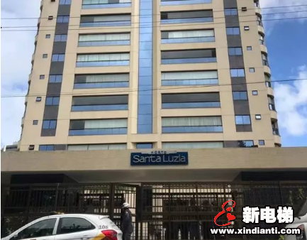 电梯维修员工作中发生事故 从72米高处跌落死亡(图1)