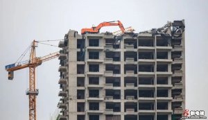 楼市救不动了！