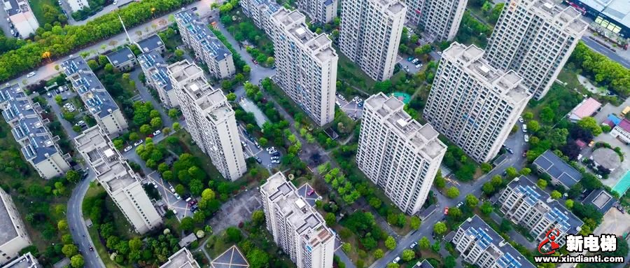 一季度百强房企业绩同比腰斩，行业下行压力持续(图1)