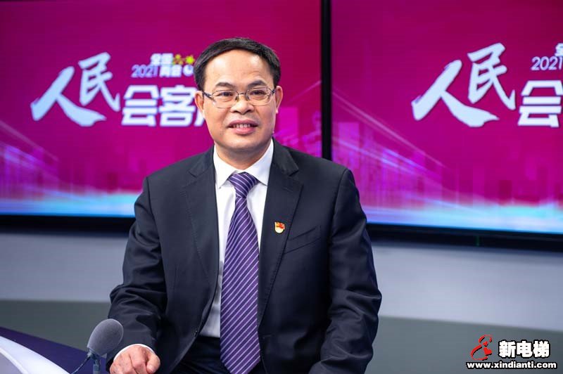 李永林委员:加快布局新能源业务 助力实现碳达峰、碳中和(图1) 李永林委员:加快布局新能源业务 助力实现碳达峰、碳中和(图1)