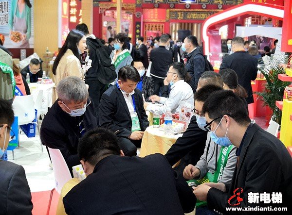 第104届糖酒会成都开展 网络直播成新亮点(图3)