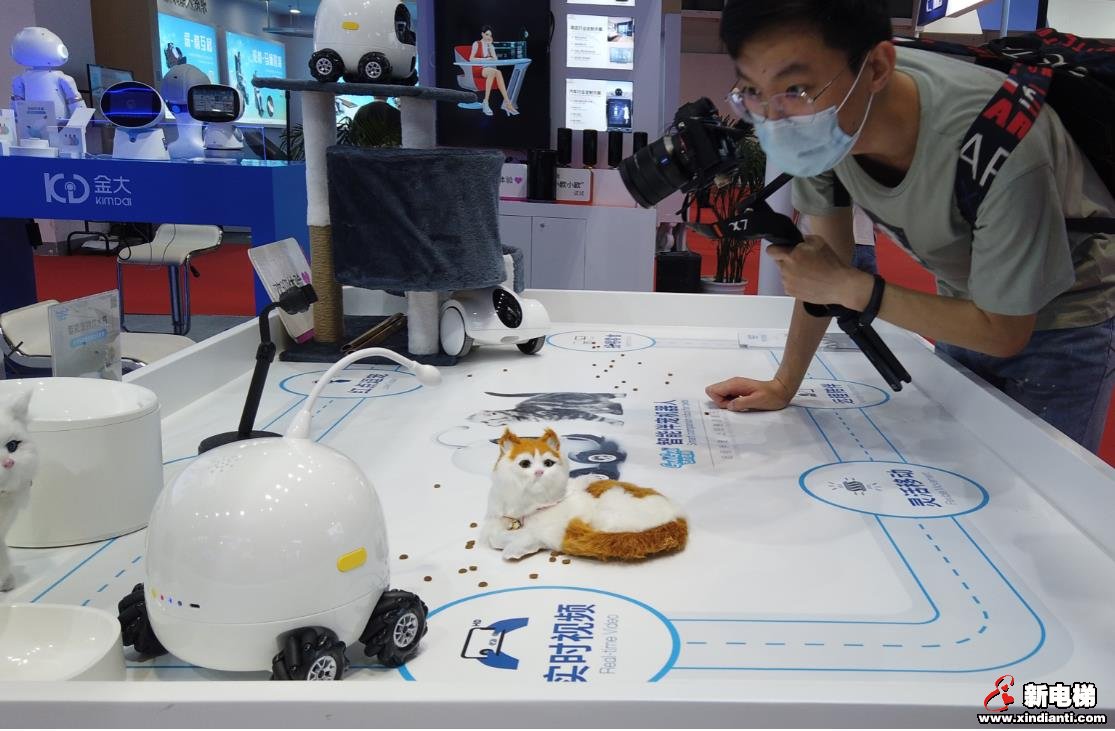 从“黑科技”到“必需品” 服务机器人迎来“黄金期”(图2)