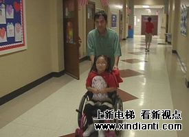 美国一学校拟为残疾学生安电梯