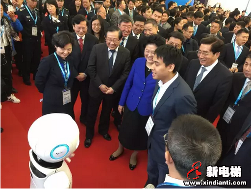 2016世界机器人大会开幕，康力优蓝大招连连惊艳会场(图9)