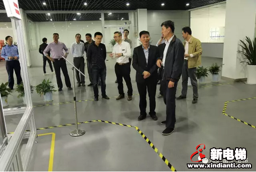 国家质检总局隋法波副巡视员一行领导莅临恒达富士考察调研(图2)