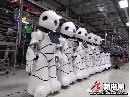 排队办业务太枯燥？这个营业厅有机器人陪您聊...(图3)