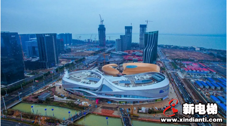 进驻“中国百城建筑新地标”--苏州湾水秀天地(图2)