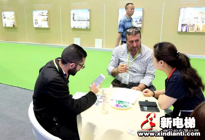 精彩回头看|莱茵电梯引爆2018年电梯展会的精彩瞬间(图9) 精彩回头看|莱茵电梯引爆2018年电梯展会的精彩瞬间(图9)