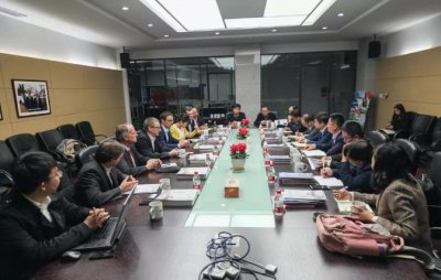 德国工业4.0专家到访森赫电梯,共话电梯智能制造未来(图3) 德国工业4.0专家到访森赫电梯,共话电梯智能制造未来(图3)