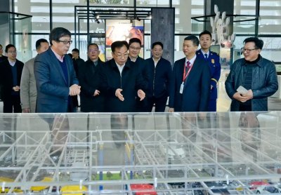 区委书记夏坚定考察我司(图2)