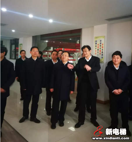 江苏省省长吴政隆考察调研康力电梯(图2) 江苏省省长吴政隆考察调研康力电梯(图2)