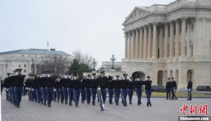 奥巴马就职典礼门票炒到622万元 其将与妻子共舞