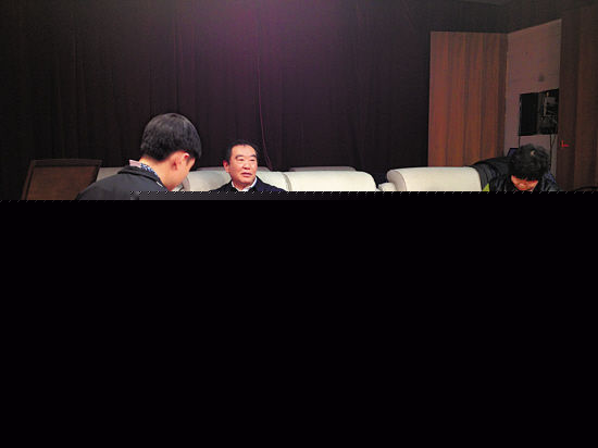 安监总局：副局长事故现场流泪是眼睛有毛病