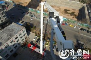 青岛市政府花2300万元购置101米高消防车