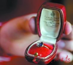 拿破仑求婚钻戒拍出66万英镑 高于估价50倍