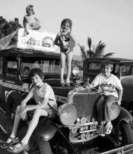 阿根廷夫妇环球旅行13年 4个孩子生于不同国家