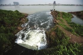 官员谈湘江治污:考察一来排污口就没水或变清