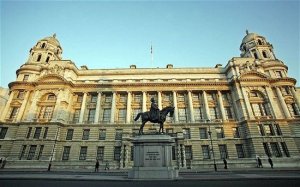 英国拟以1亿欧元价格出售丘吉尔二战时办公室