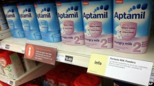 英国华商自曝每周从超市购入超2吨奶粉贩至中国