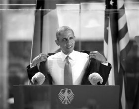 奥巴马首次正式访问德国 仅有4500人现场听演讲