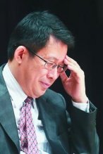 台教育部负责人蒋伟宁陷论文造假争议 请辞获准