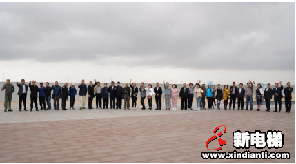 行业专家共话电梯发展， 创新＋科技是出路(图2)