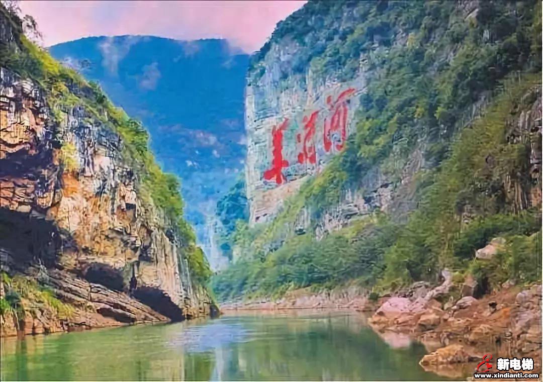 乘莱茵斜行电梯，赏郎酒“洞仙别院”(图1)