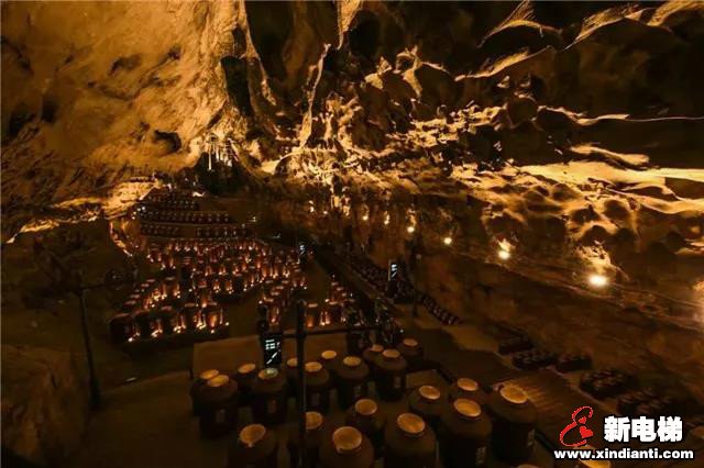 乘莱茵斜行电梯，赏郎酒“洞仙别院”(图2)