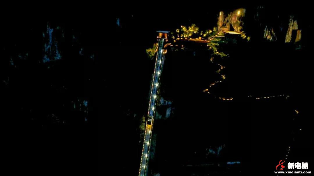 乘莱茵斜行电梯，赏郎酒“洞仙别院”(图6)