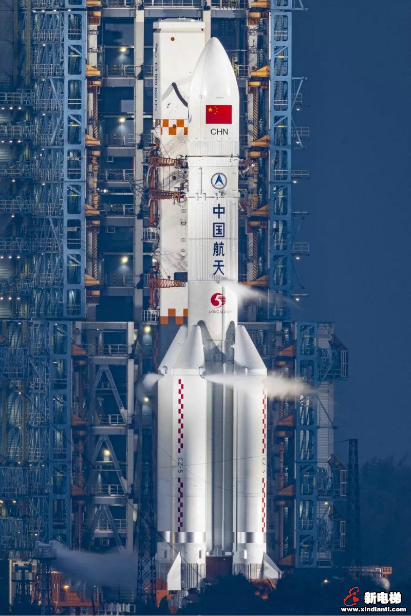 “胖五”一飞冲天,巨人通力共赴星辰大海!(图2) “胖五”一飞冲天,巨人通力共赴星辰大海!(图2)