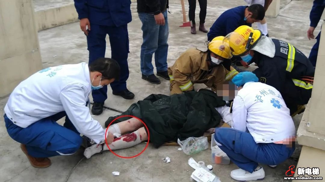 女孩不慎掉入26层电梯公寓的烟道……(图8)